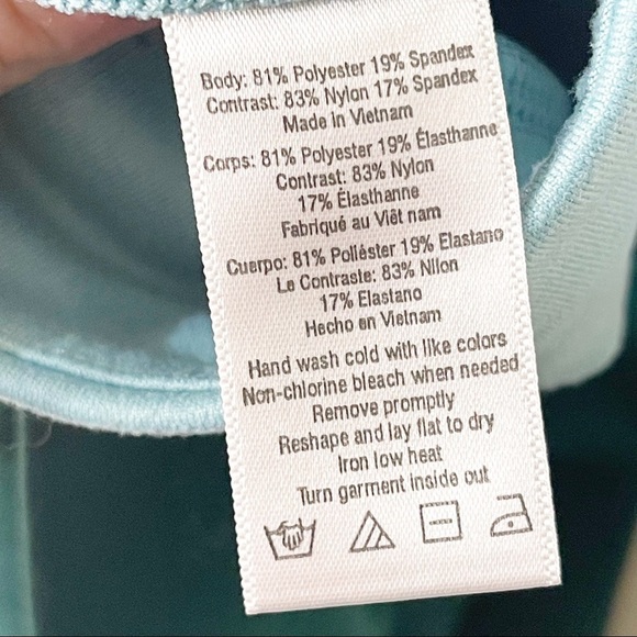 ALO Yoga Blue Green Range Mesh Crop Leggings Size Small - Picture 7 of 8